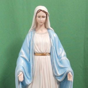 STATUE IN PORCELLANA