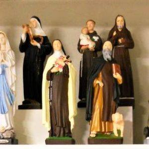 Statuette Santi