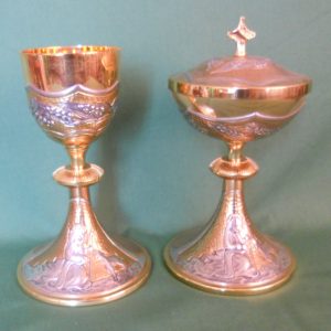 CALICE E PISSIDE BICOLOR CESELLO BUON PASTORE
