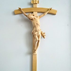 Crocifisso in legno 80x40
