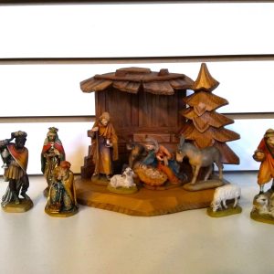 Presepe 11 pezzi cm 10 legno Val Gardena